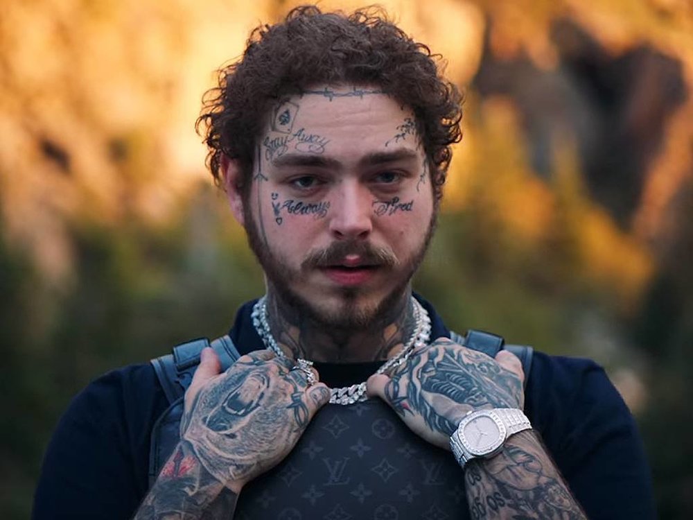 saint-tropez-post-malone-2.thumb.jpg.767414a0be7f46715801784dac585129.jpg